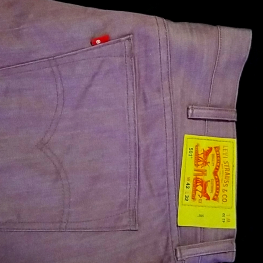 Levi's
